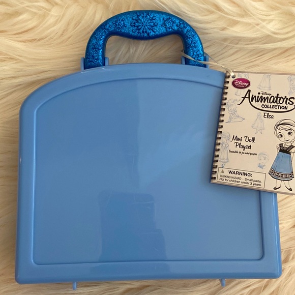 RETIRED DISNEY PARK EXCLUSIVE ANIMATORS COLLECTION FROZEN ELSA MINI DOLL PLAYSET - Picture 9 of 9